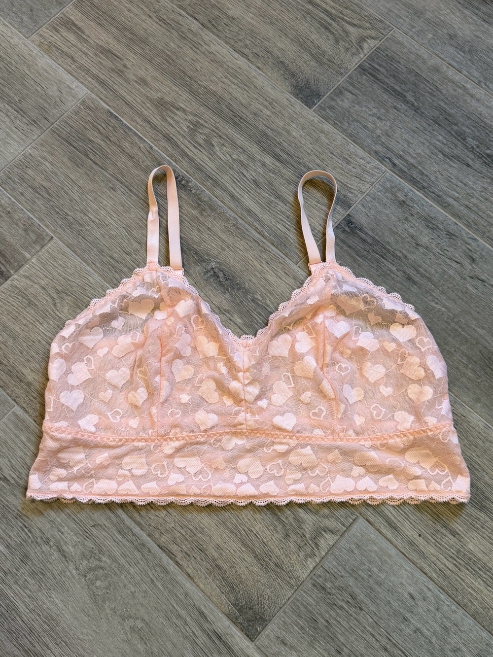 Torrid Curve Unlined Pink Heart Lace Bralette Size 3 Boho Whimsical Minimalist